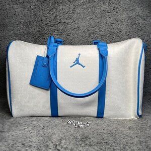 Air Jordan Monogram Duffle Bag 25L White University Blue HV2856-010